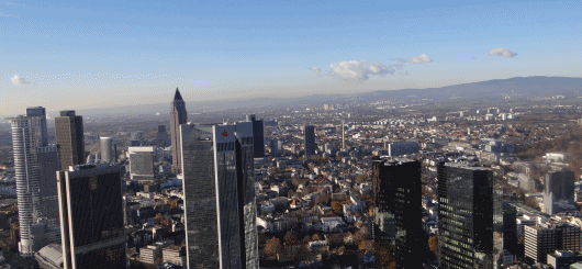 Poverty and wealth in the banking metropolis of Frankfurt Poverty and wealth in the banking metropolis of Frankfurt
